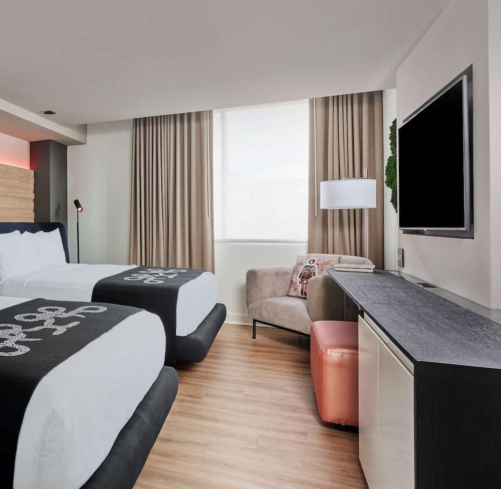 Zena Dc Hotel 4*